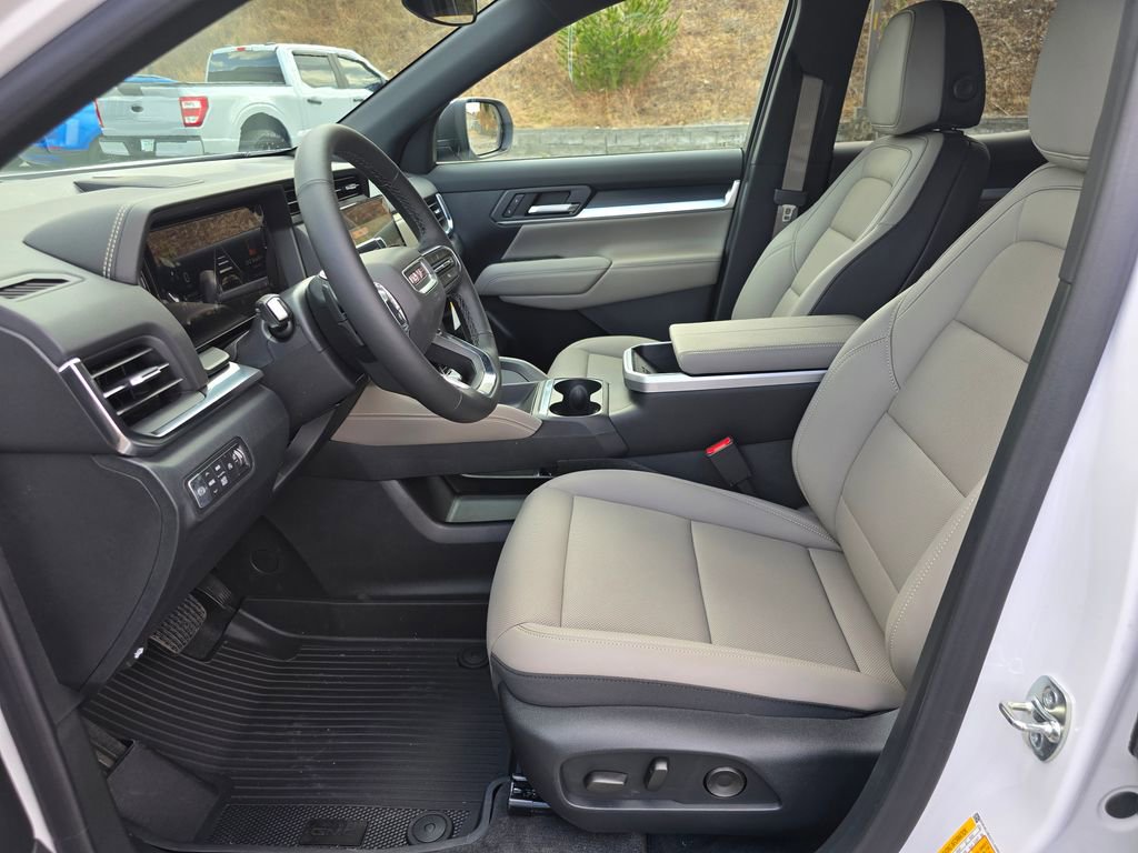 New 2026 GMC Terrain Elevation w/ Elevation Premium Package image 4