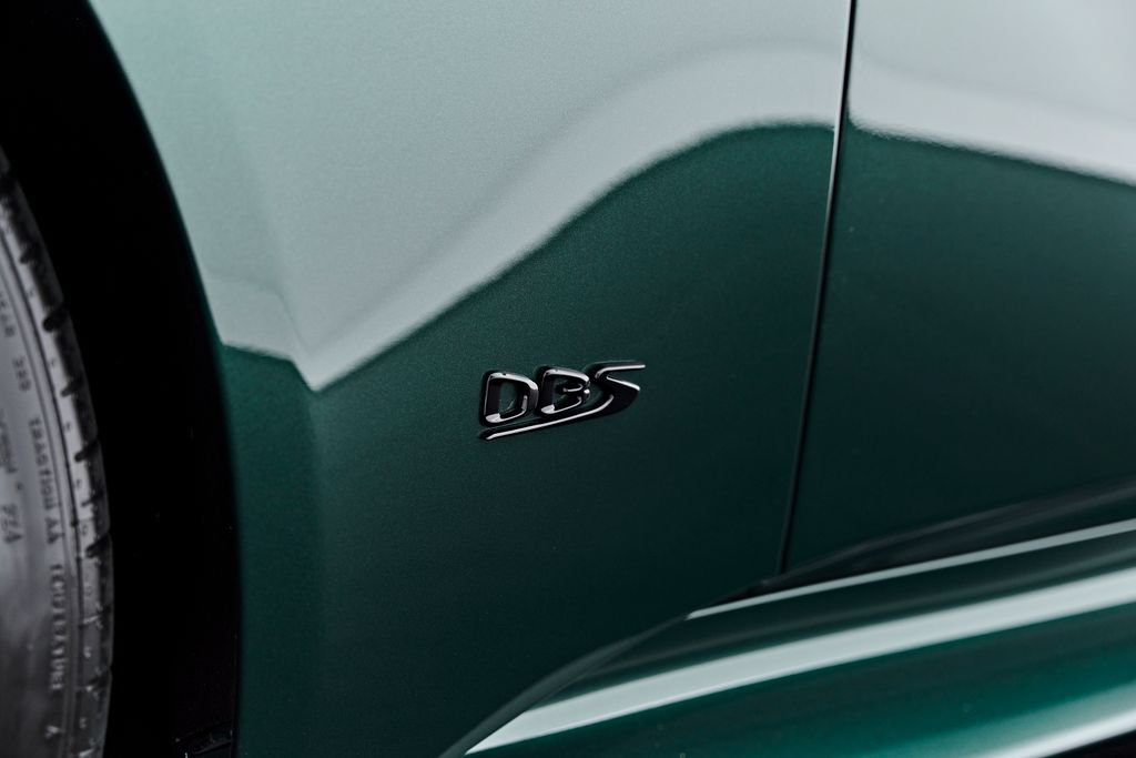Used 2023 Aston Martin DBS Coupe RWD image 29