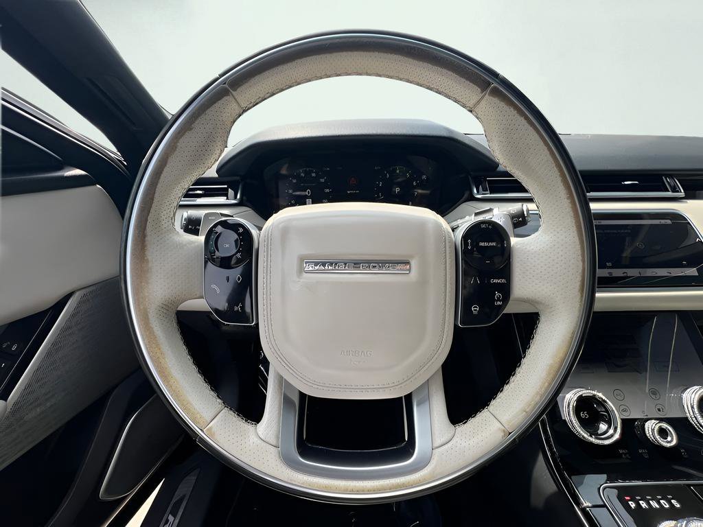 Used 2019 Land Rover Range Rover Velar R-Dynamic SE image 37