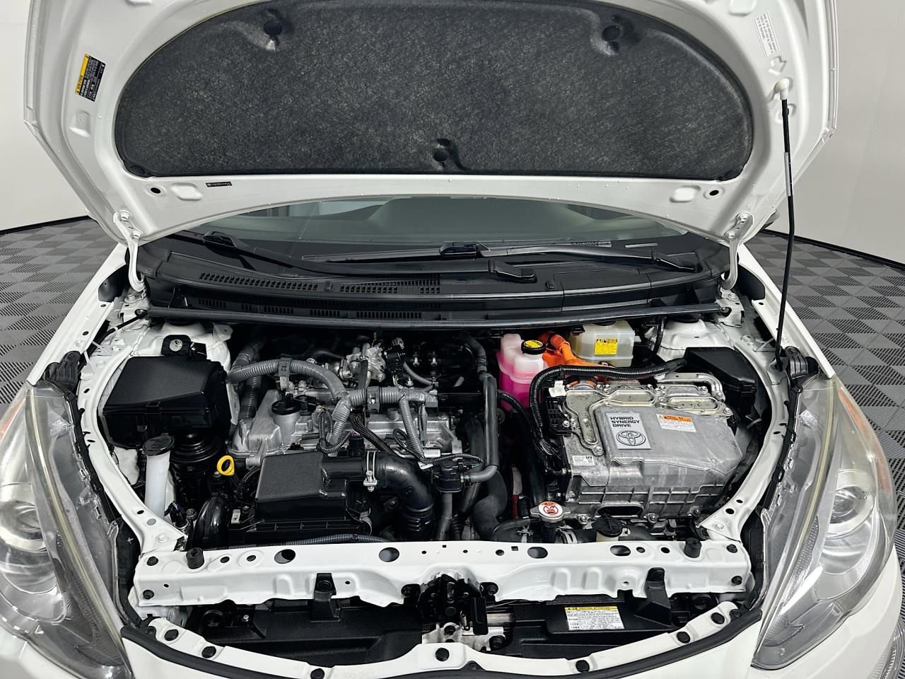 Used 2017 Toyota Prius C Four image 21