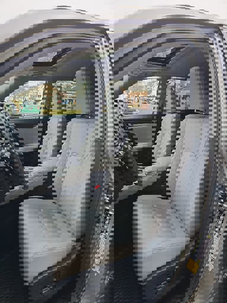 Used 2020 Lexus RX 450h AWD w/ Premium Package image 13