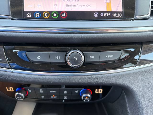 Used 2021 Buick Enclave Essence w/ Sound and Sites Package AWD/4WD image 14