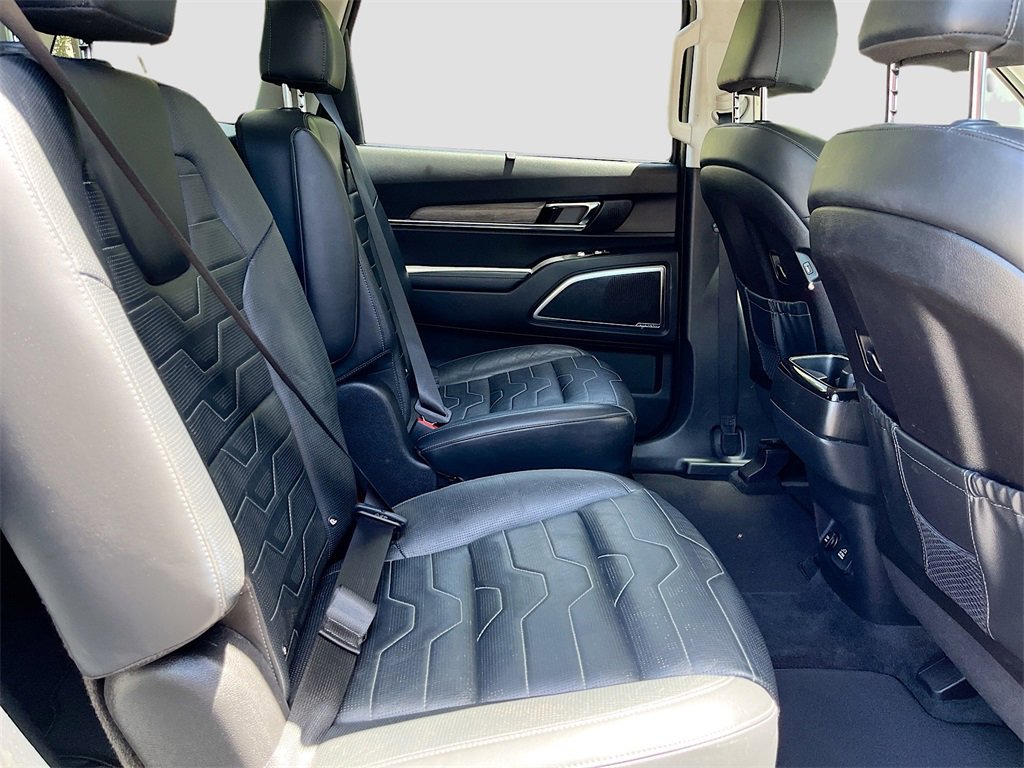 Used 2022 Kia Telluride SX w/ SX Prestige Package image 31