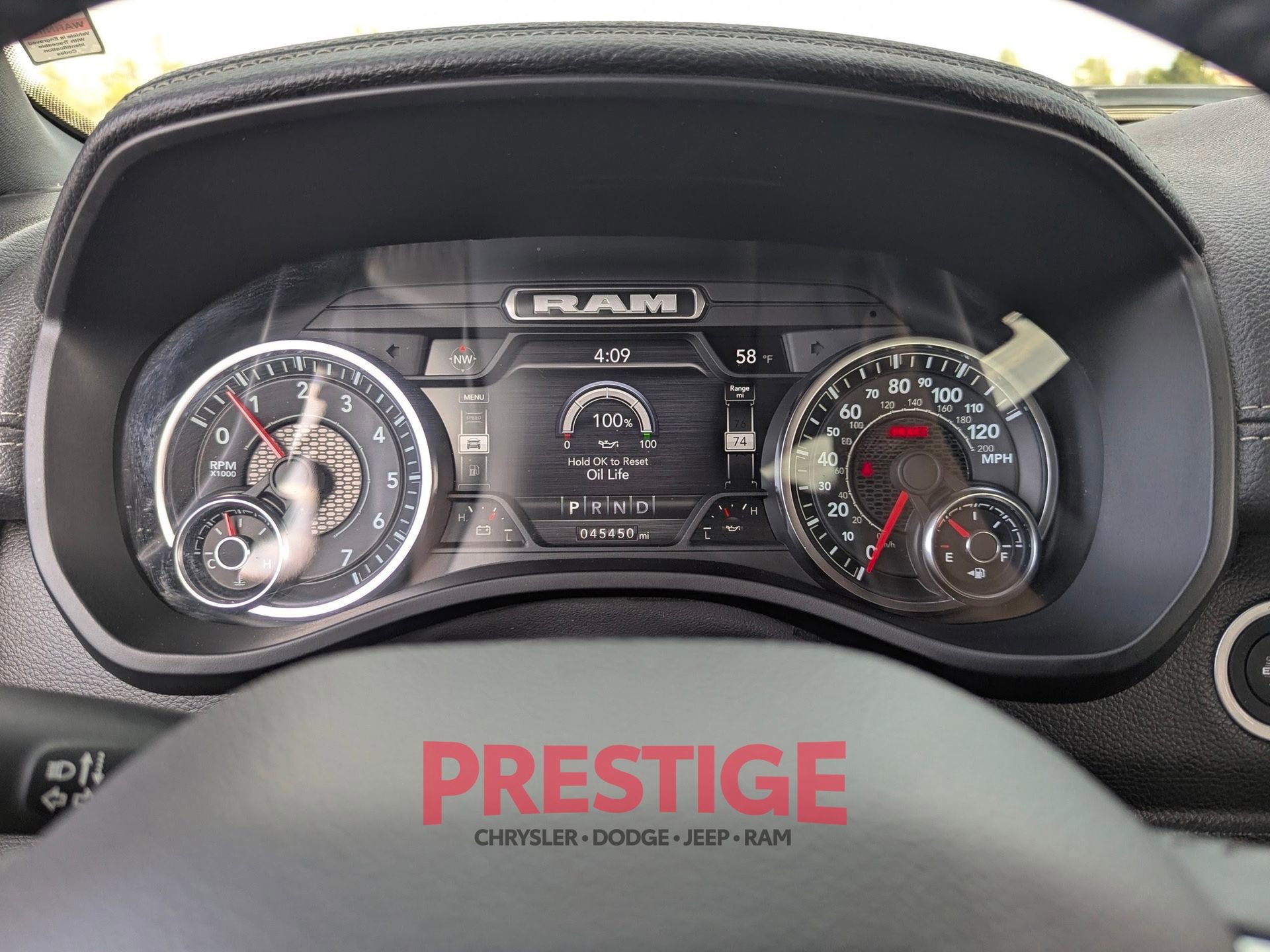 Used 2023 RAM 1500 Laramie AWD/4WD image 18