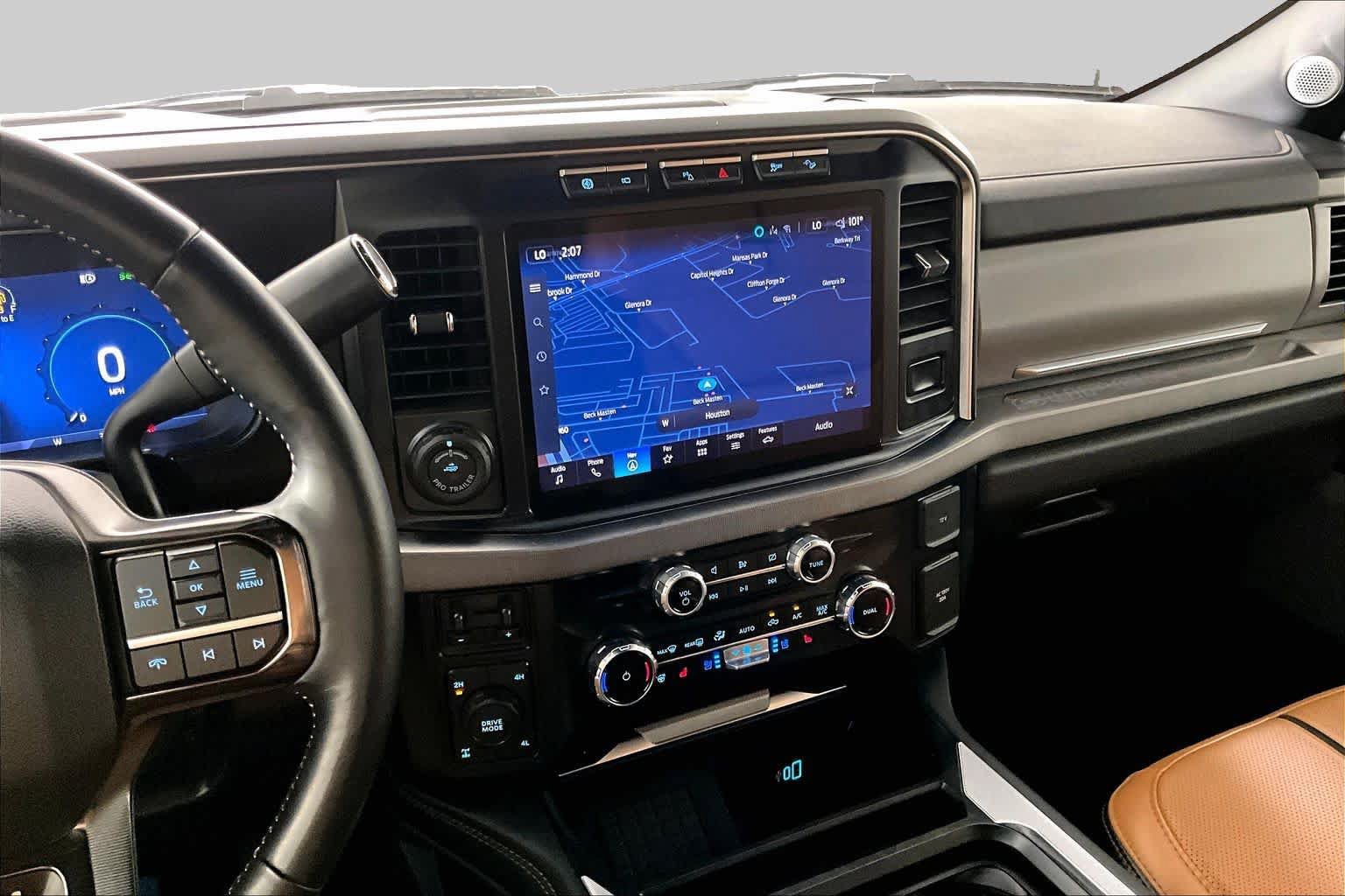 Used 2024 Ford F250 Platinum AWD/4WD image 7