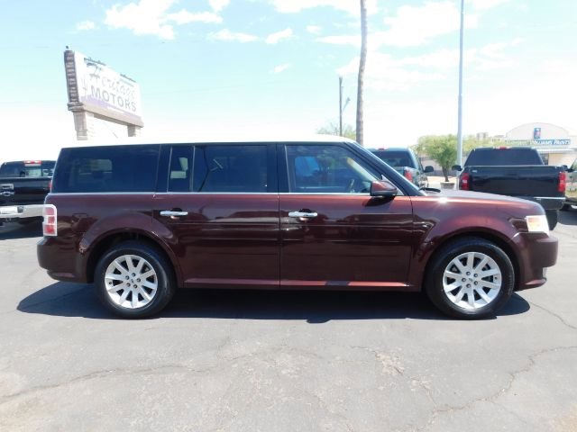 Used 2010 Ford Flex SEL image 4