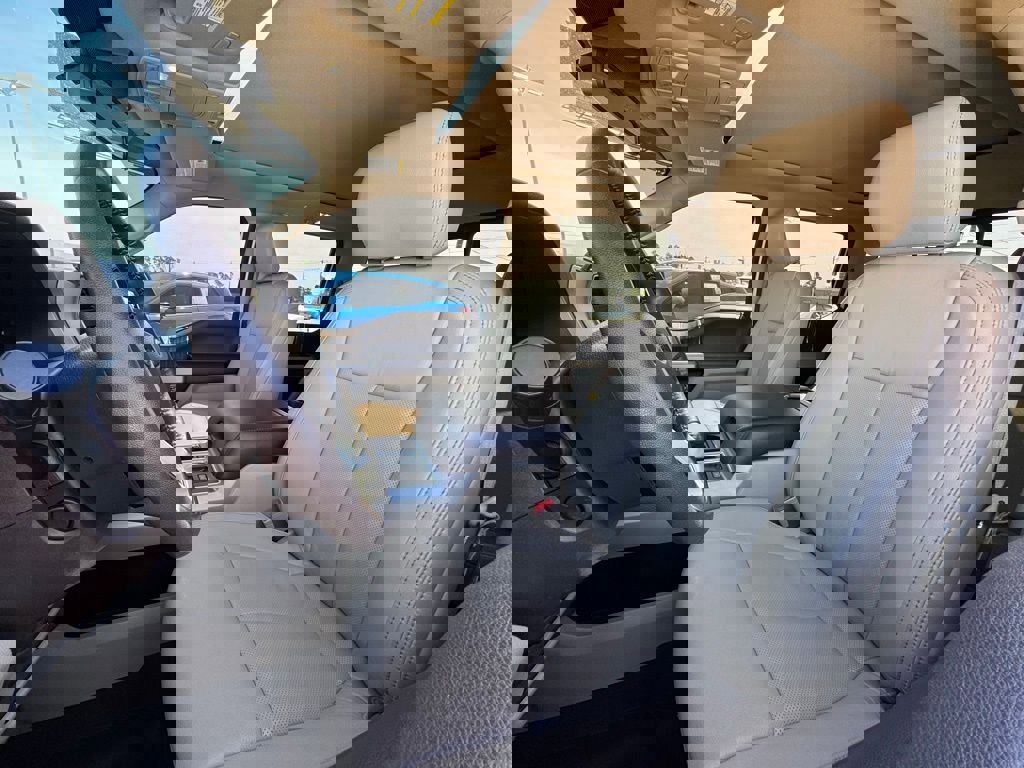 Used 2020 Ford F150 Lariat w/ Equipment Group 502A Luxury image 17