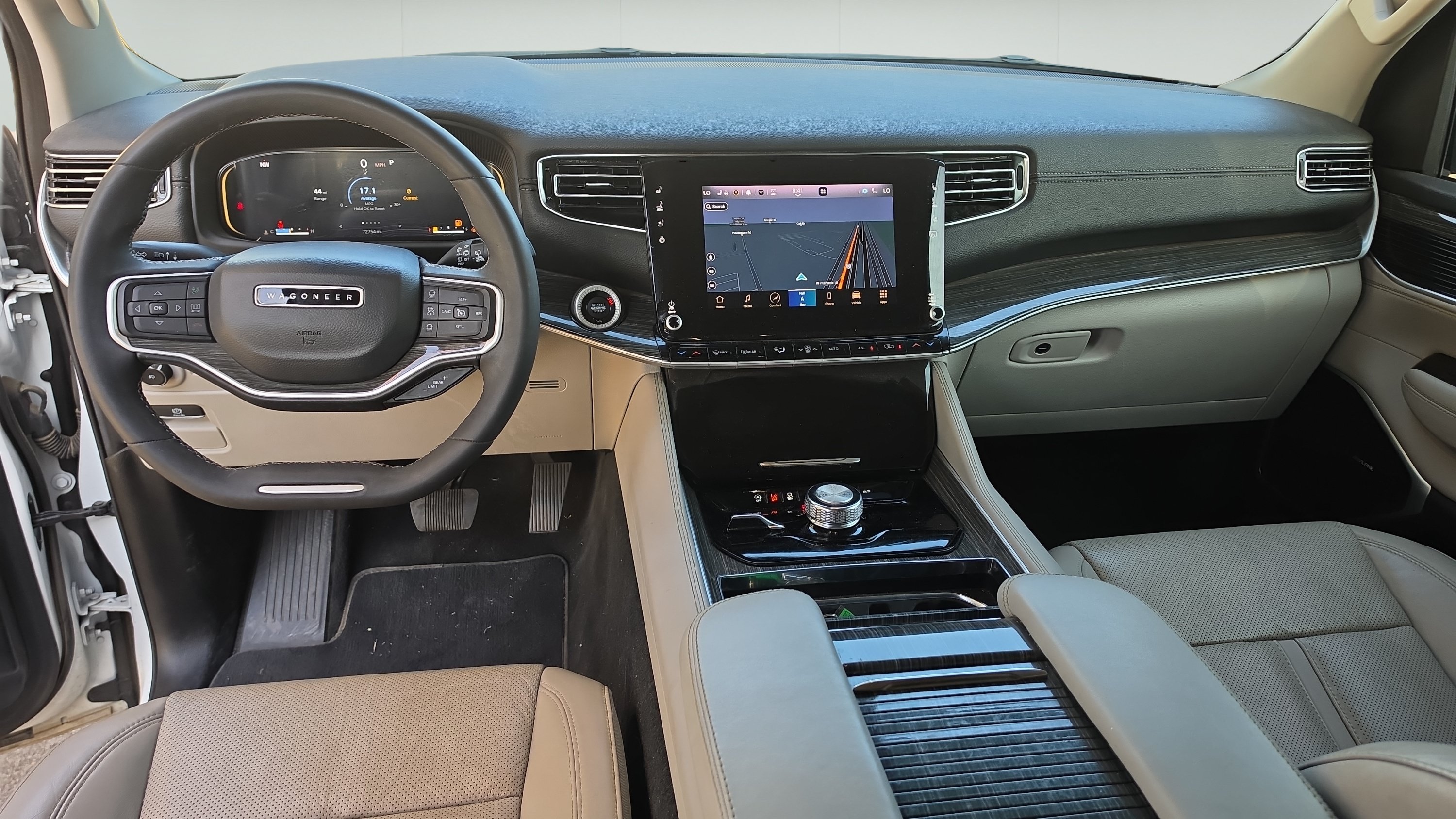Used 2022 Jeep Wagoneer Series II AWD/4WD image 21