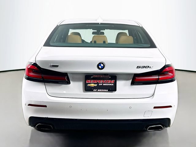 Used 2021 BMW 530e xDrive w/ Convenience Package image 7