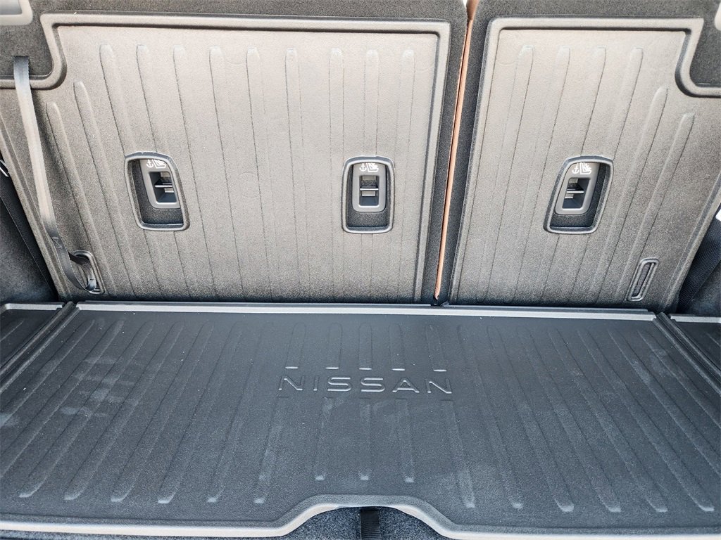 New 2025 Nissan Pathfinder Platinum image 23
