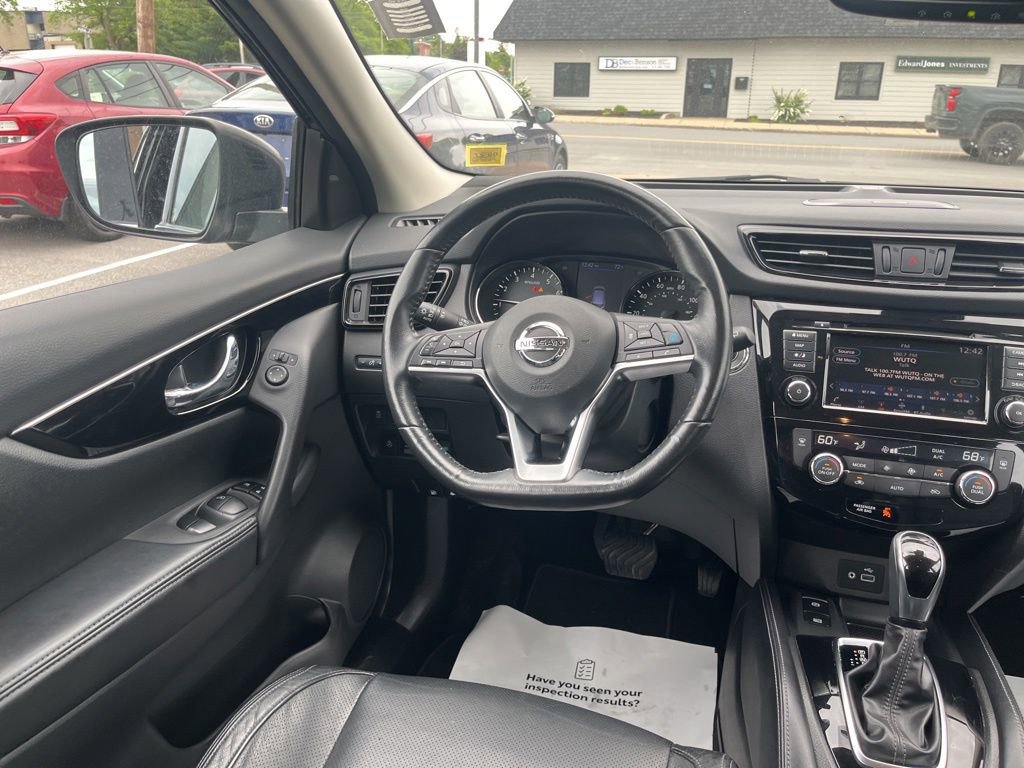 Used 2019 Nissan Rogue Sport SL w/ Premium Package AWD/4WD image 11
