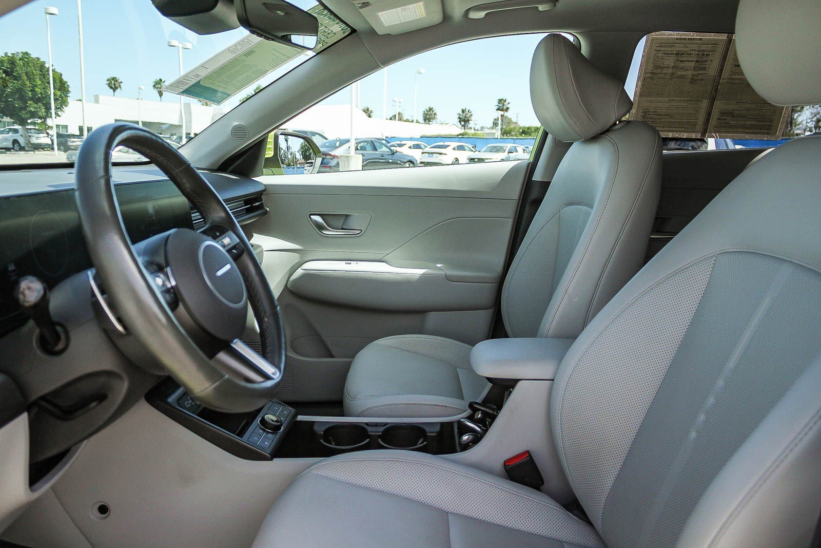 Used 2024 Hyundai Kona Limited AWD/4WD image 20