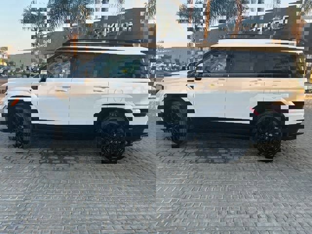 New 2026 Hyundai Santa Fe Calligraphy image 2