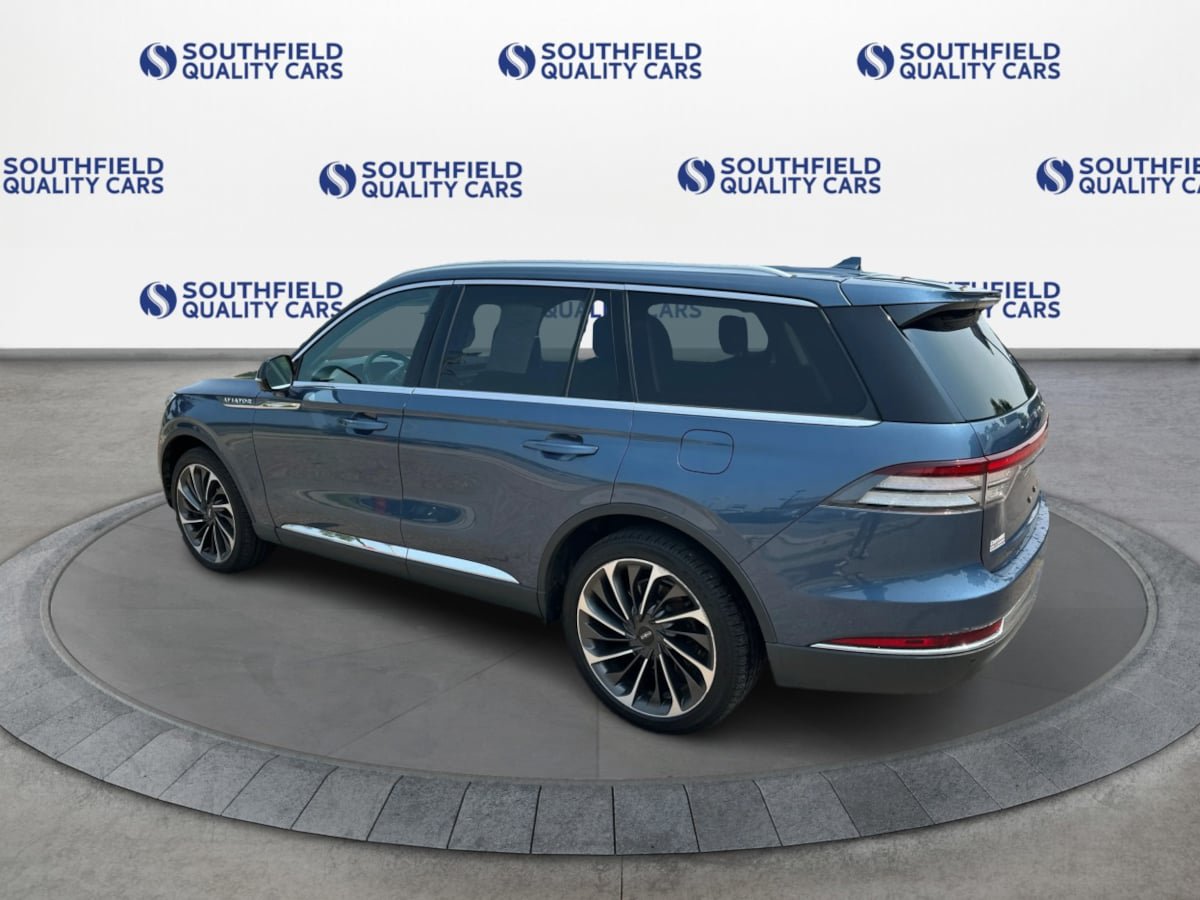 Used 2020 Lincoln Aviator Reserve w/ Equipment Group 202A AWD/4WD image 4