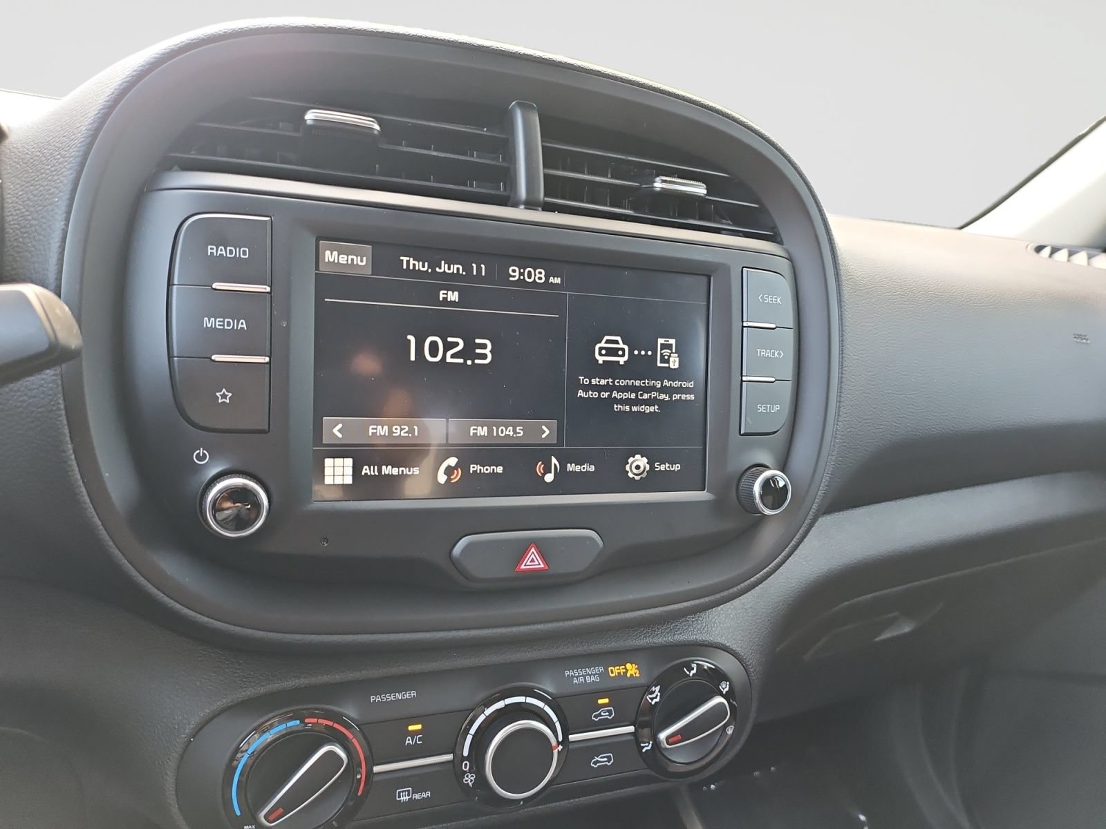 Used 2025 Kia Soul LX FWD image 21