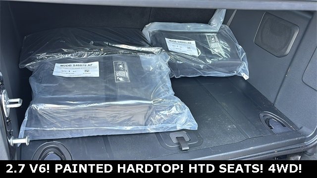 New 2025 Ford Bronco Badlands image 32