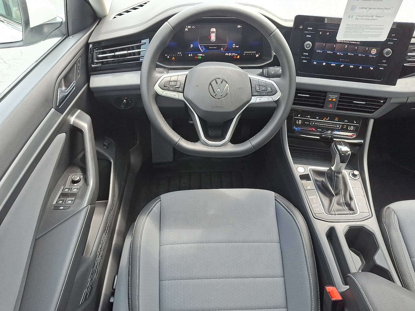 Certified 2025 Volkswagen Jetta SE image 11