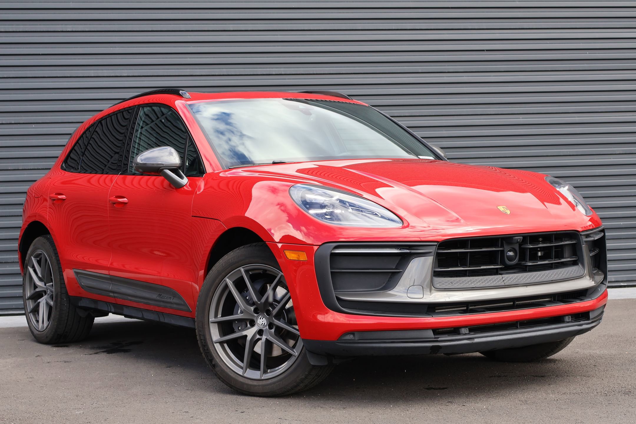 Used 2024 Porsche Macan Turbo image 7