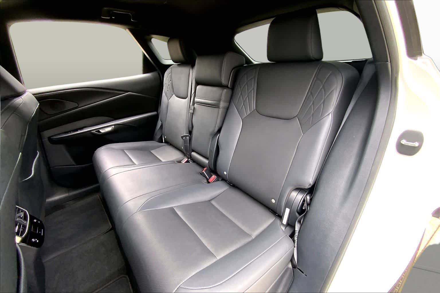 Used 2024 Lexus RX 350 FWD image 20