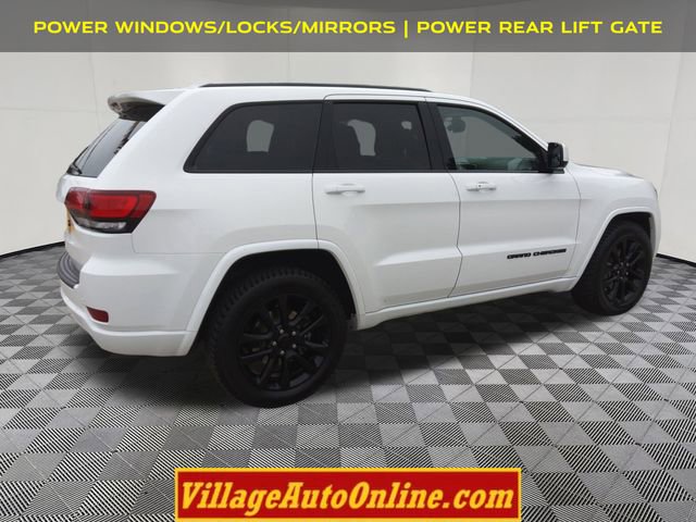Used 2020 Jeep Grand Cherokee Altitude image 4