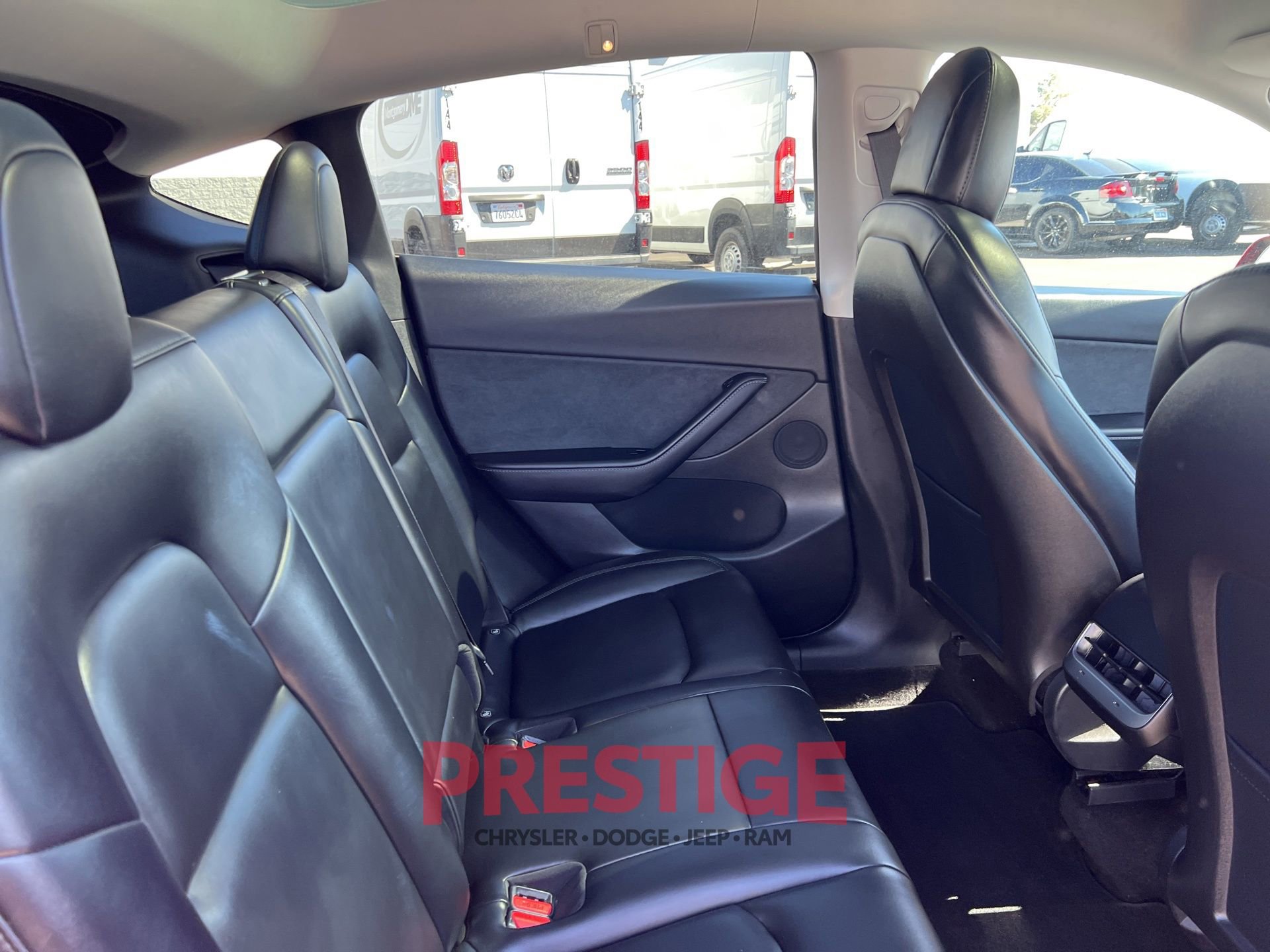 Used 2021 Tesla Model Y Long Range AWD/4WD image 17