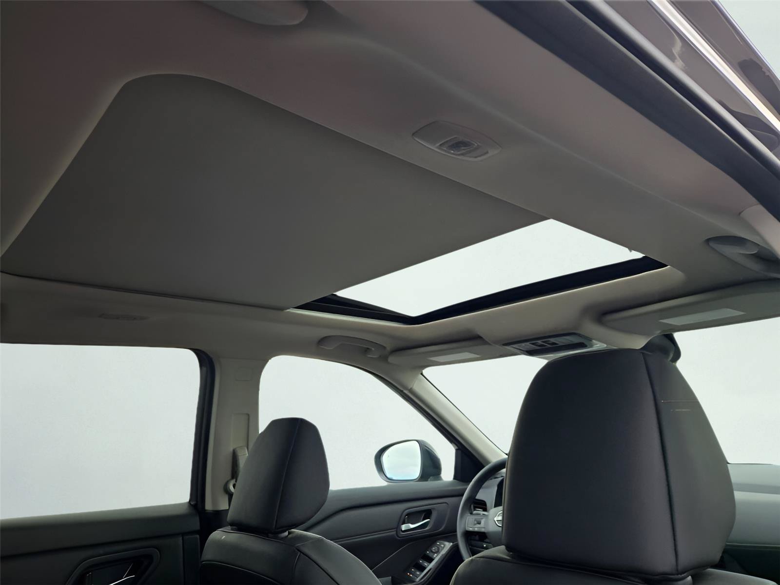 New 2026 Nissan Rogue Dark Armor AWD/4WD image 8