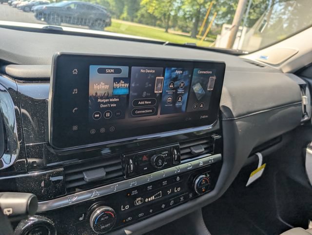 New 2026 Nissan Pathfinder SL w/ SL Premium Package AWD/4WD image 23