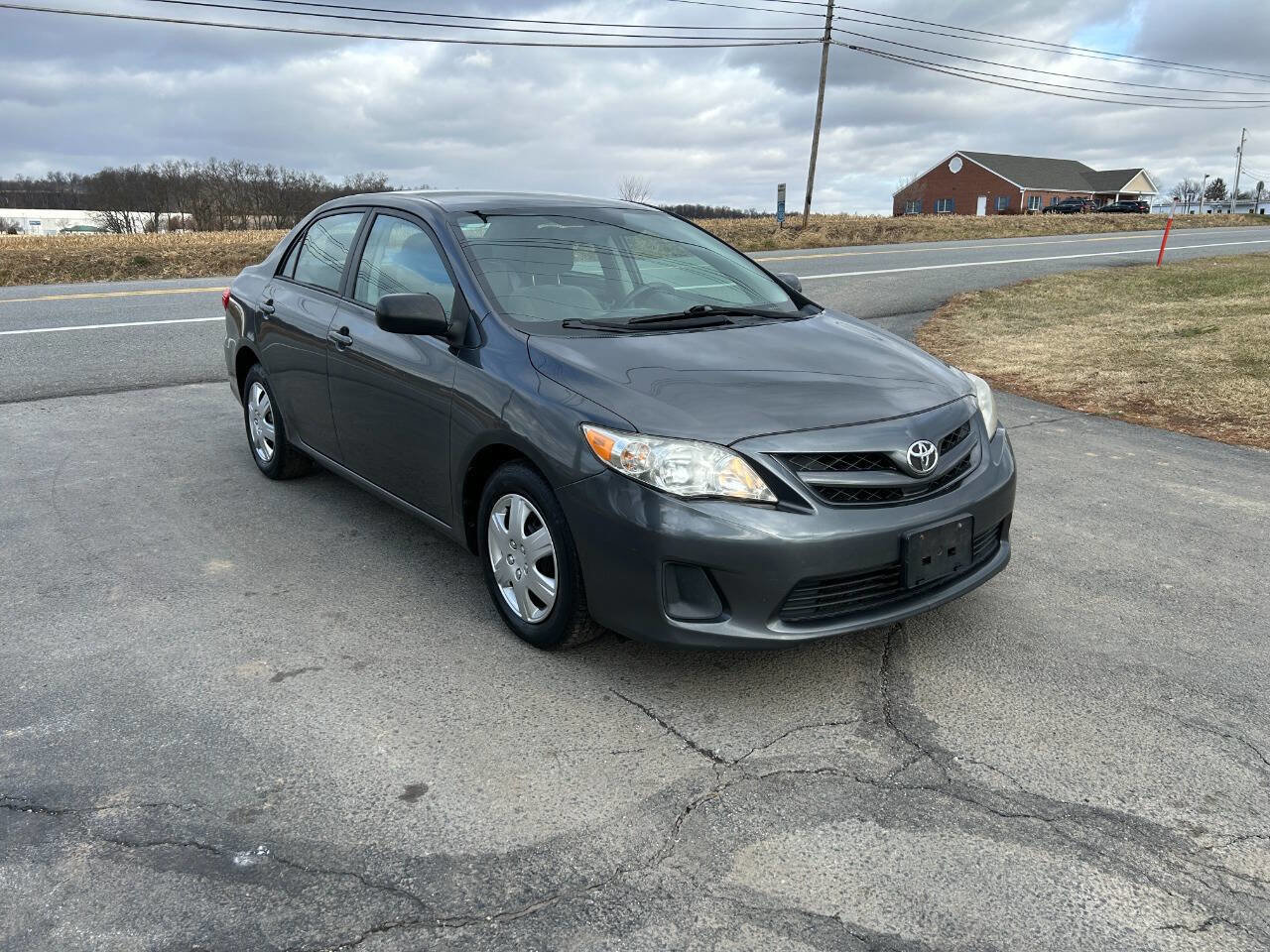 Used 2011 Toyota Corolla LE image 5