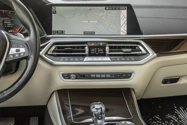 Used 2019 BMW X5 xDrive40i w/ Premium Package 2 AWD/4WD image 9