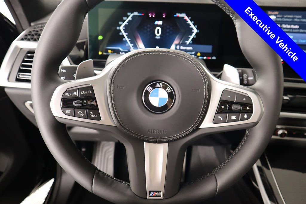 New 2026 BMW X7 xDrive40i w/ M Sport Package image 4