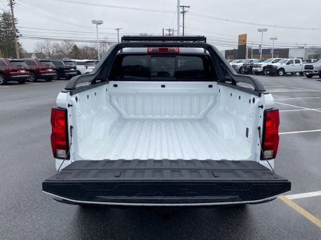 Used 2025 Chevrolet Colorado Trail Boss w/ Midnight Edition image 10