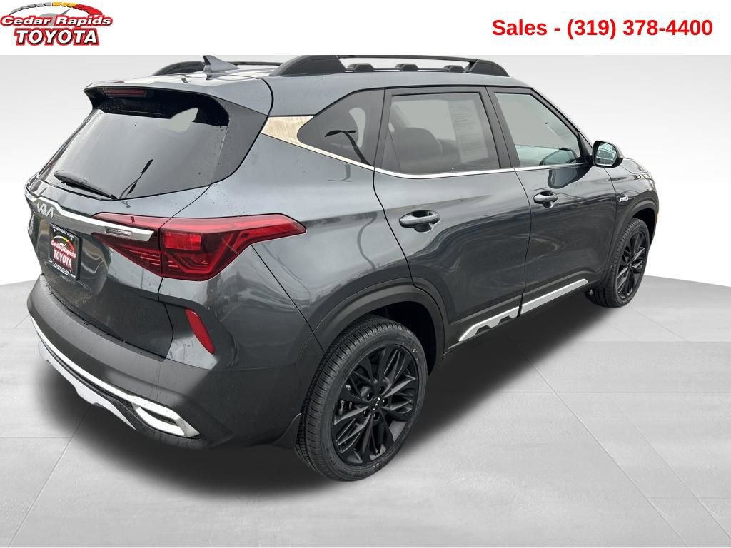Used 2023 Kia Seltos Nightfall Edition image 5