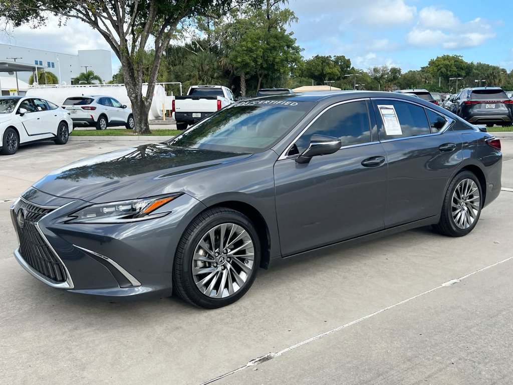Certified 2024 Lexus ES 300h Ultra Luxury w/ Accessory Package (Z2) FWD image 3