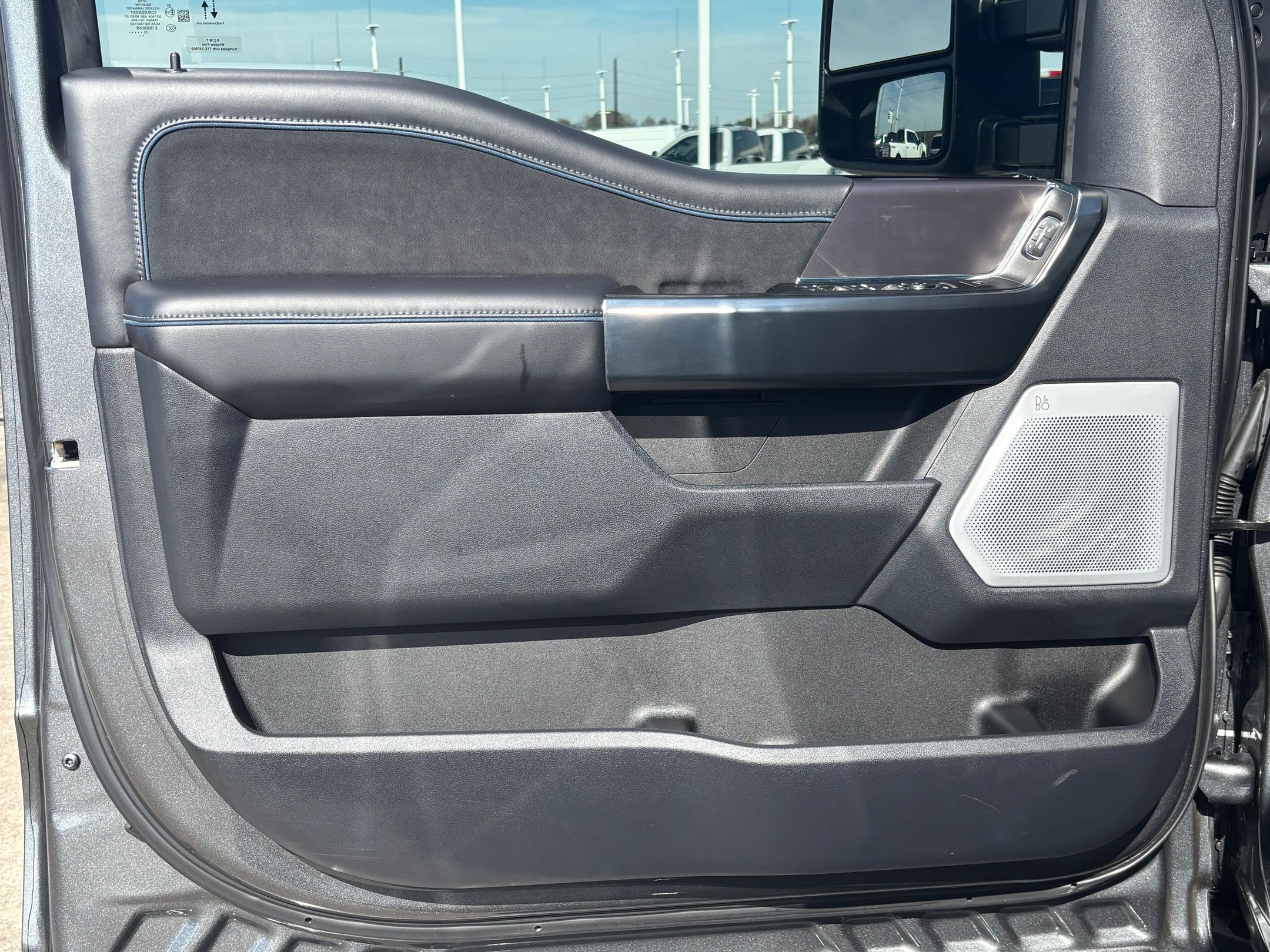 Used 2026 Ford F350 Platinum AWD/4WD image 15