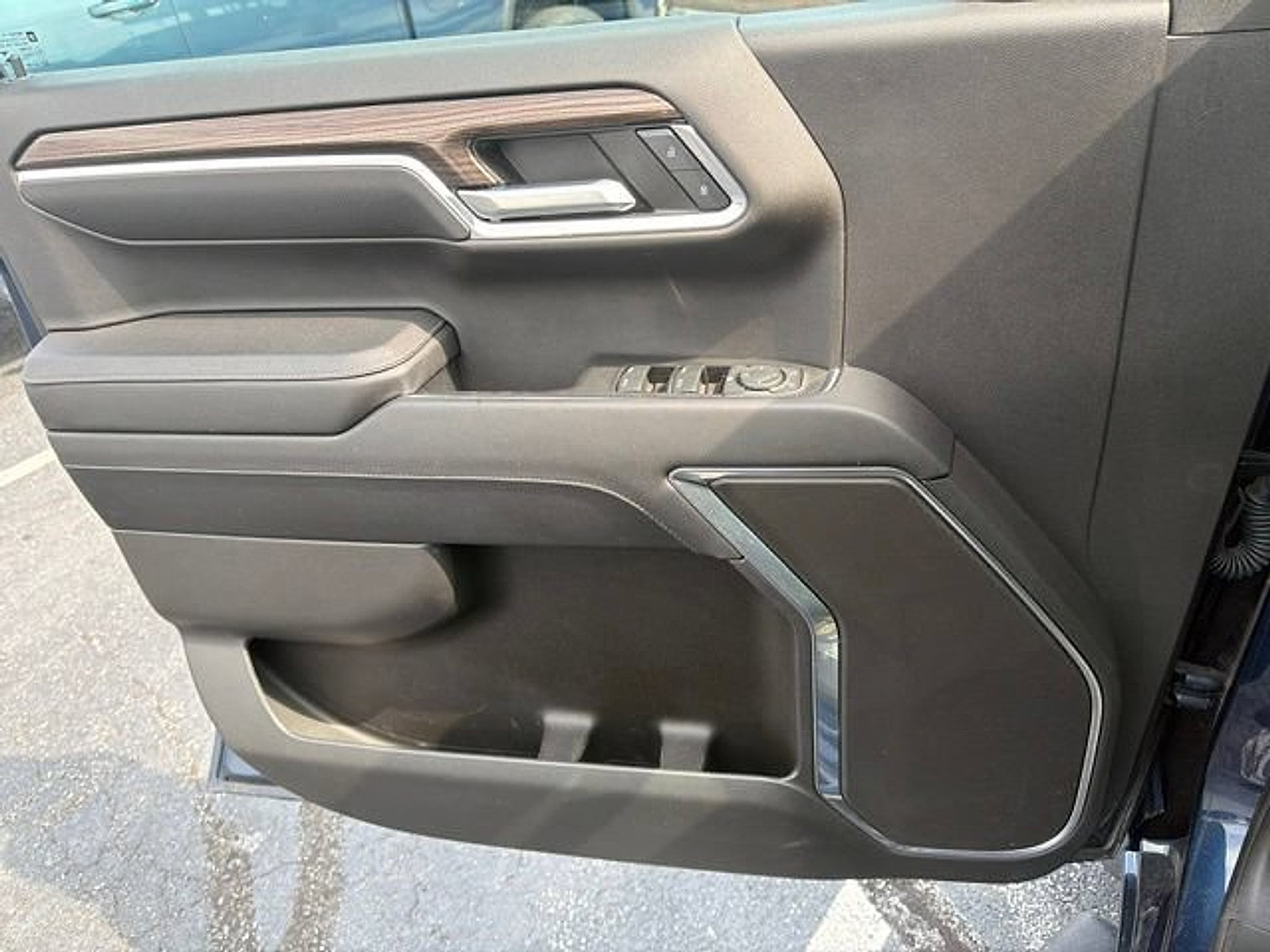 Certified 2023 Chevrolet Silverado 1500 RST AWD/4WD image 17