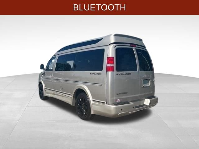 Used 2023 Chevrolet Express 2500 RWD image 5