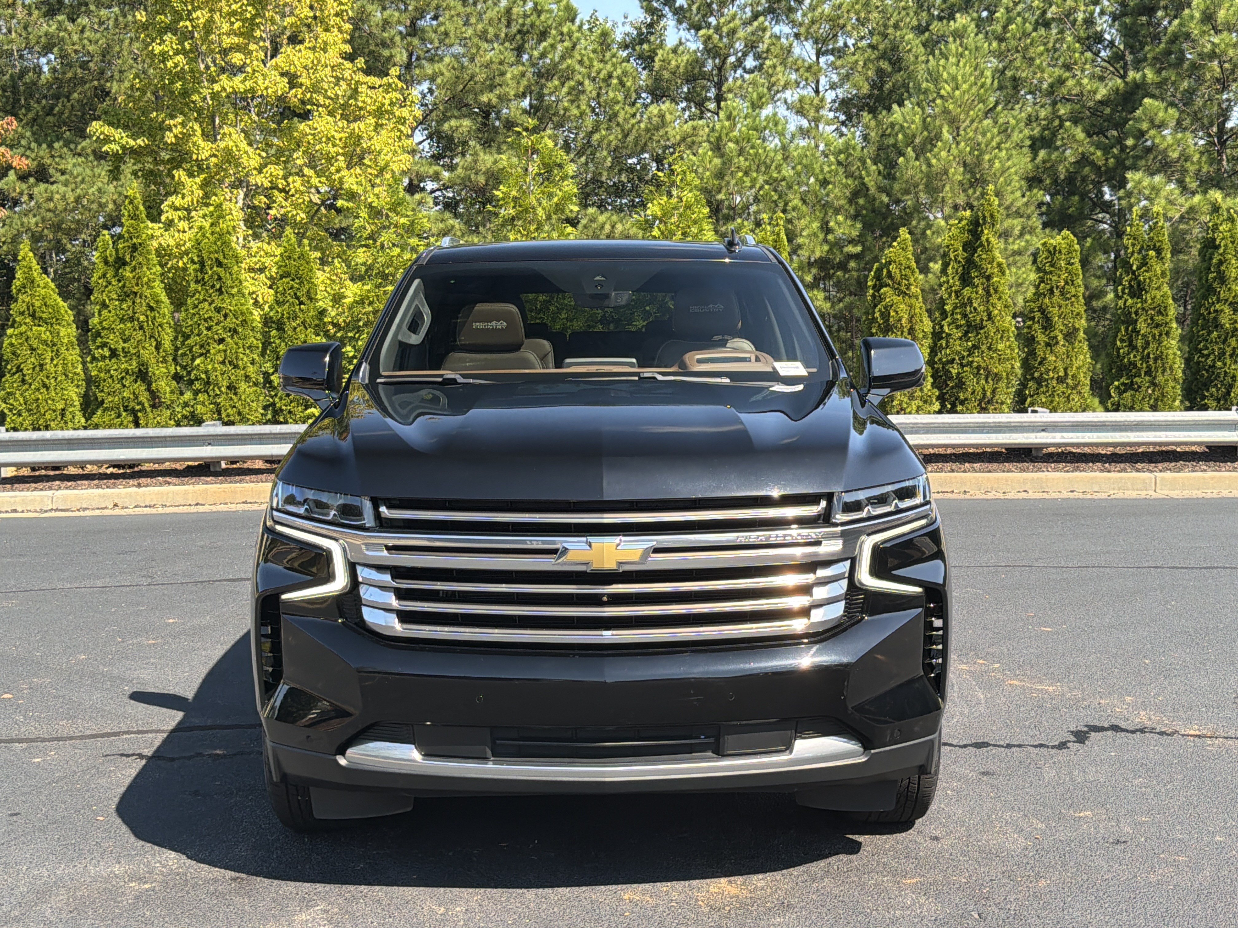 Used 2022 Chevrolet Suburban High Country AWD/4WD image 13
