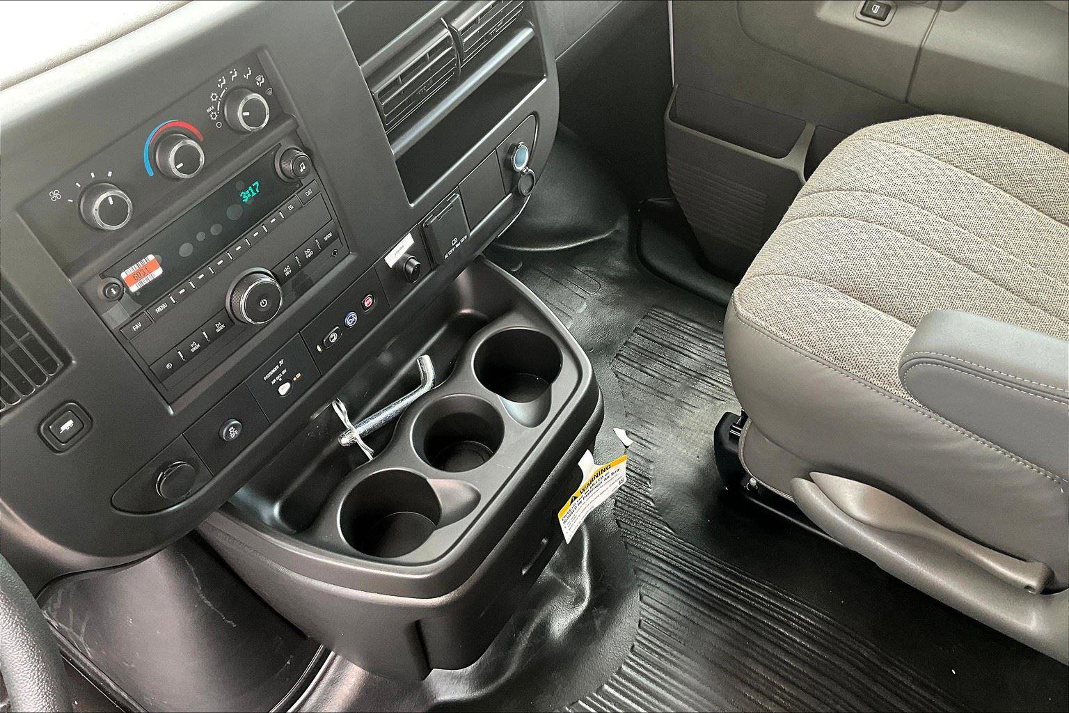 New 2025 Chevrolet Express 3500 w/ Power Convenience Package image 12