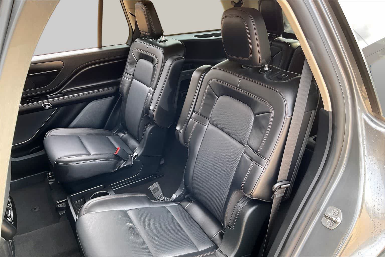Used 2024 Lincoln Aviator Reserve AWD/4WD image 41