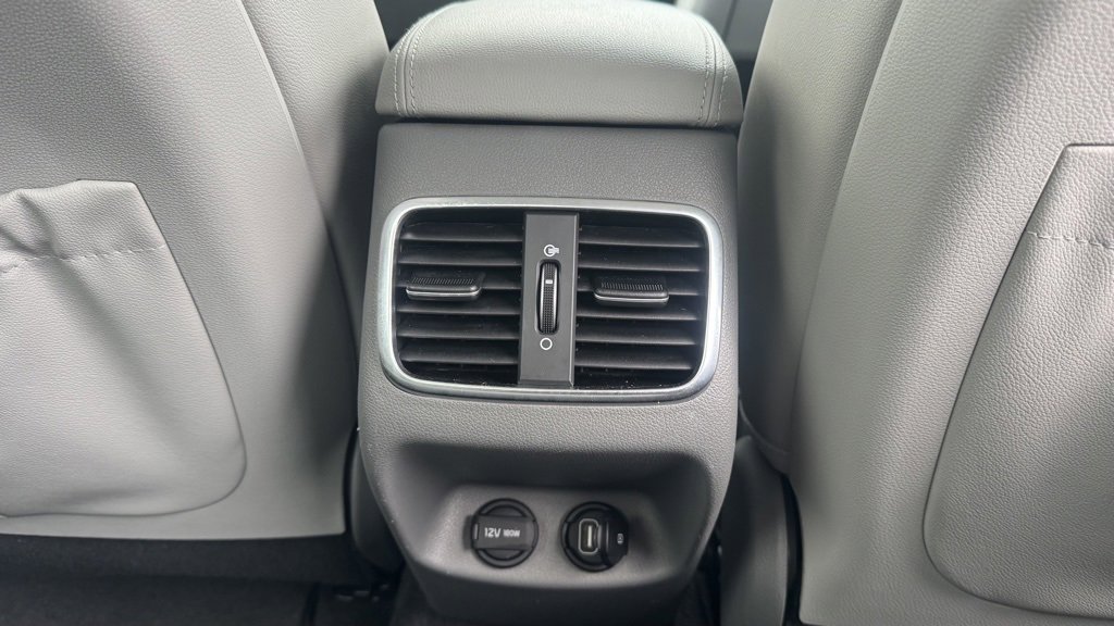 Used 2018 Kia Optima EX w/ Premium Package image 11