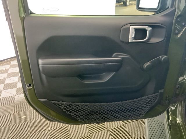 Used 2021 Jeep Wrangler Unlimited Sport image 18