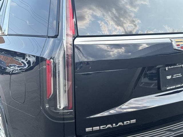 Certified 2024 Cadillac Escalade Premium Luxury w/ LPO, Floor Liner Package AWD/4WD image 39