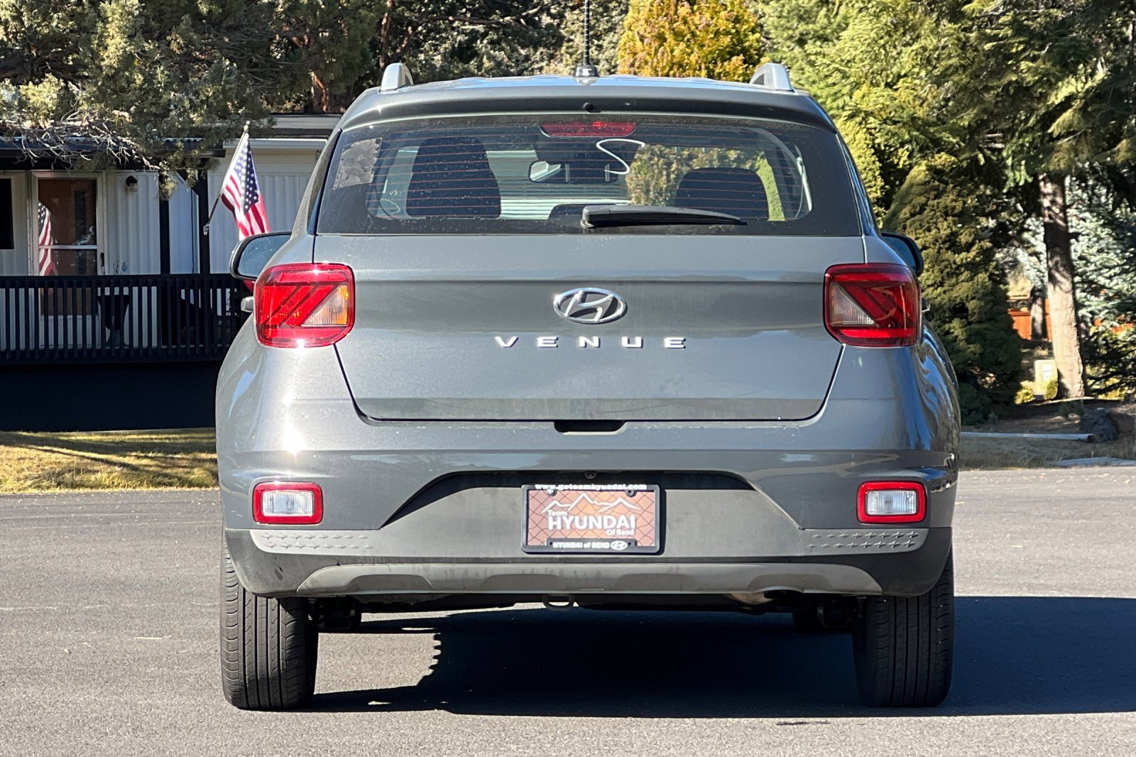 Certified 2025 Hyundai Venue SEL image 5