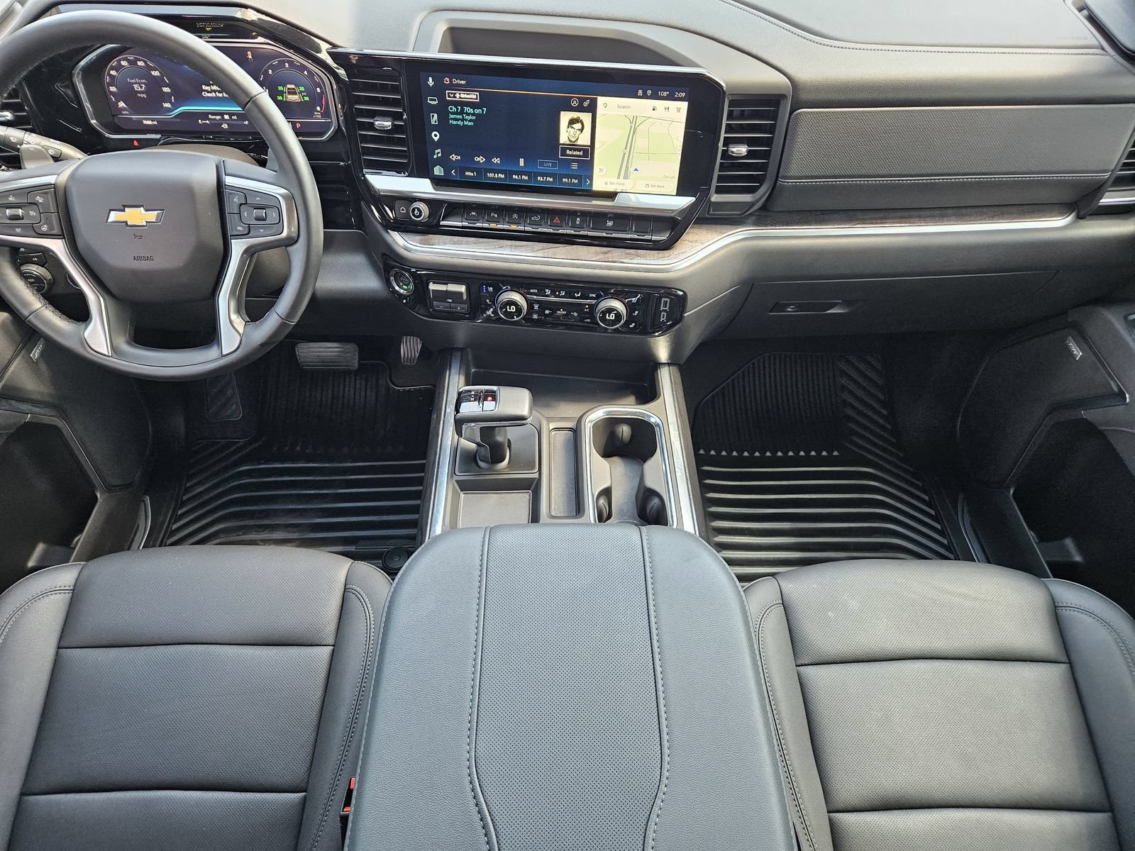 Certified 2025 Chevrolet Silverado 1500 LTZ w/ LTZ Premium Texas Edition AWD/4WD image 33