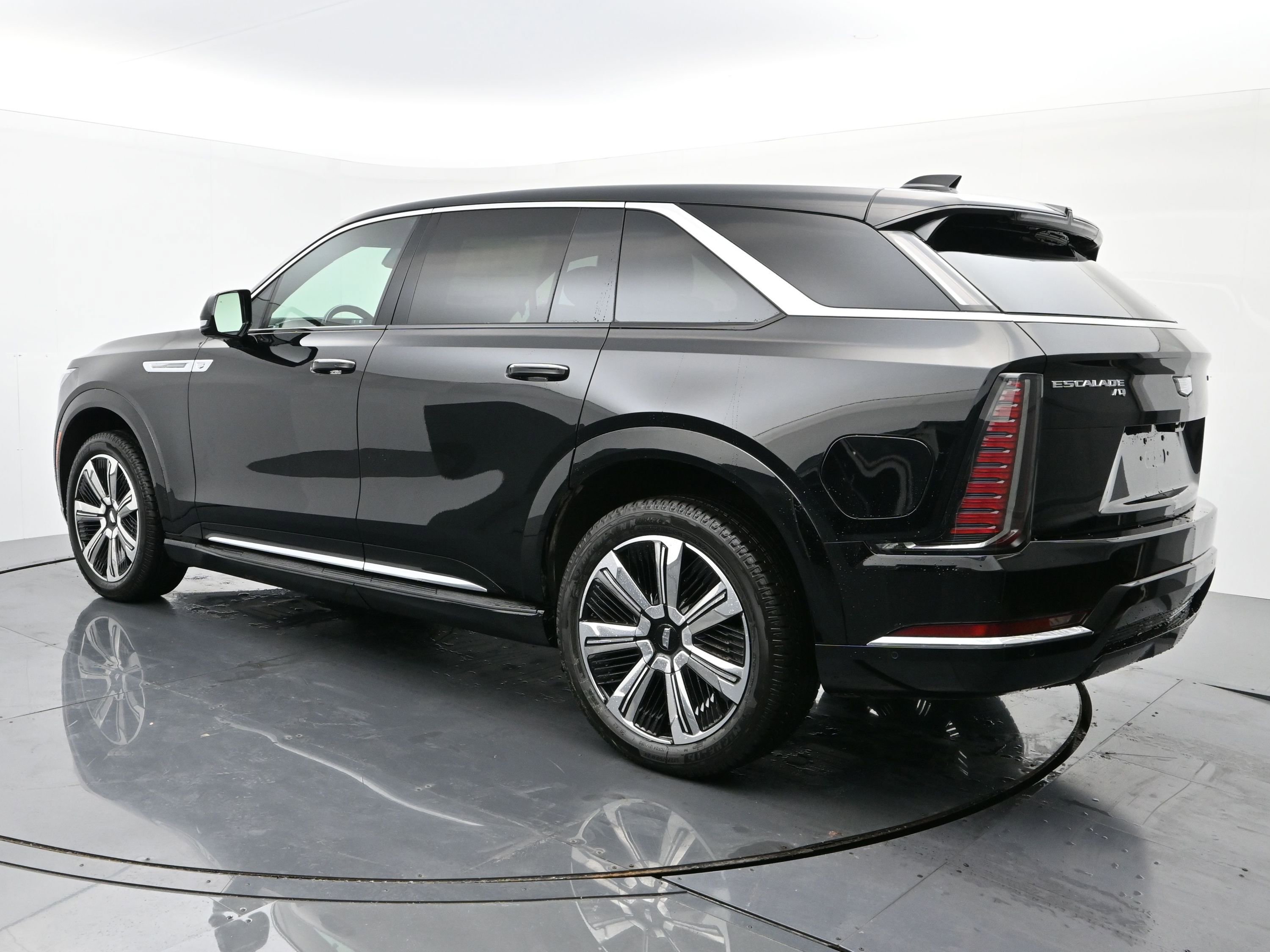 New 2025 Cadillac Escalade IQ Luxury 2 image 3