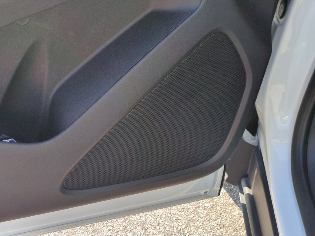 Used 2024 Chevrolet Equinox LT FWD image 15
