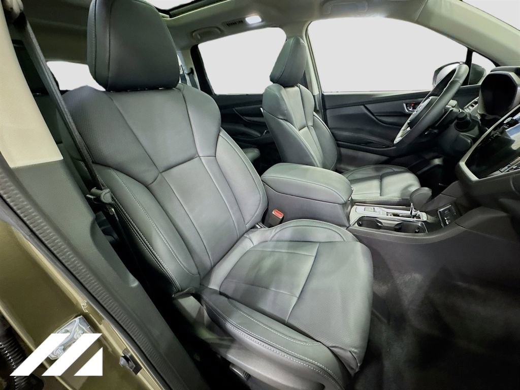 New 2026 Subaru Ascent Limited image 32