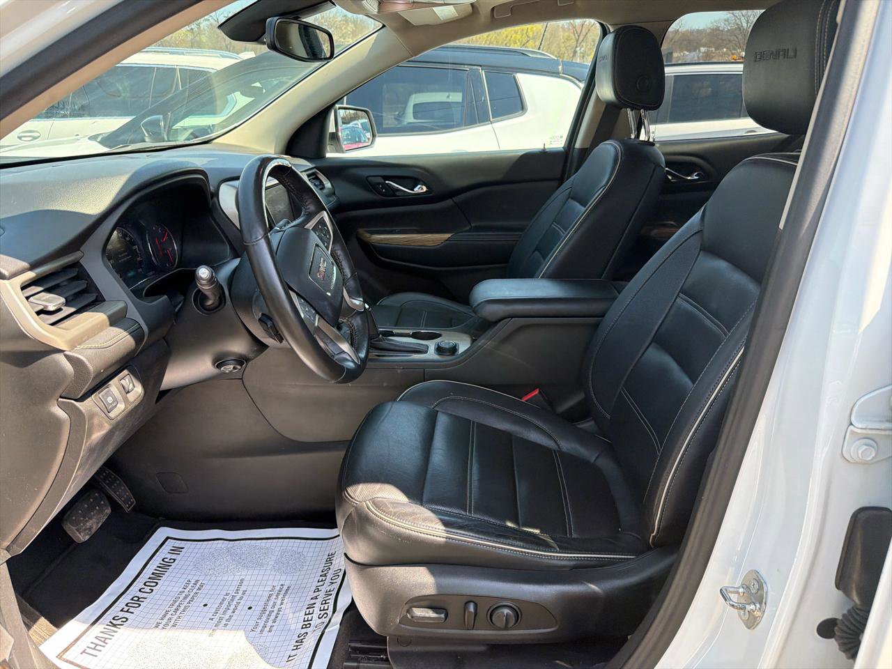 Used 2017 GMC Acadia Denali w/ Technology Package AWD/4WD image 19