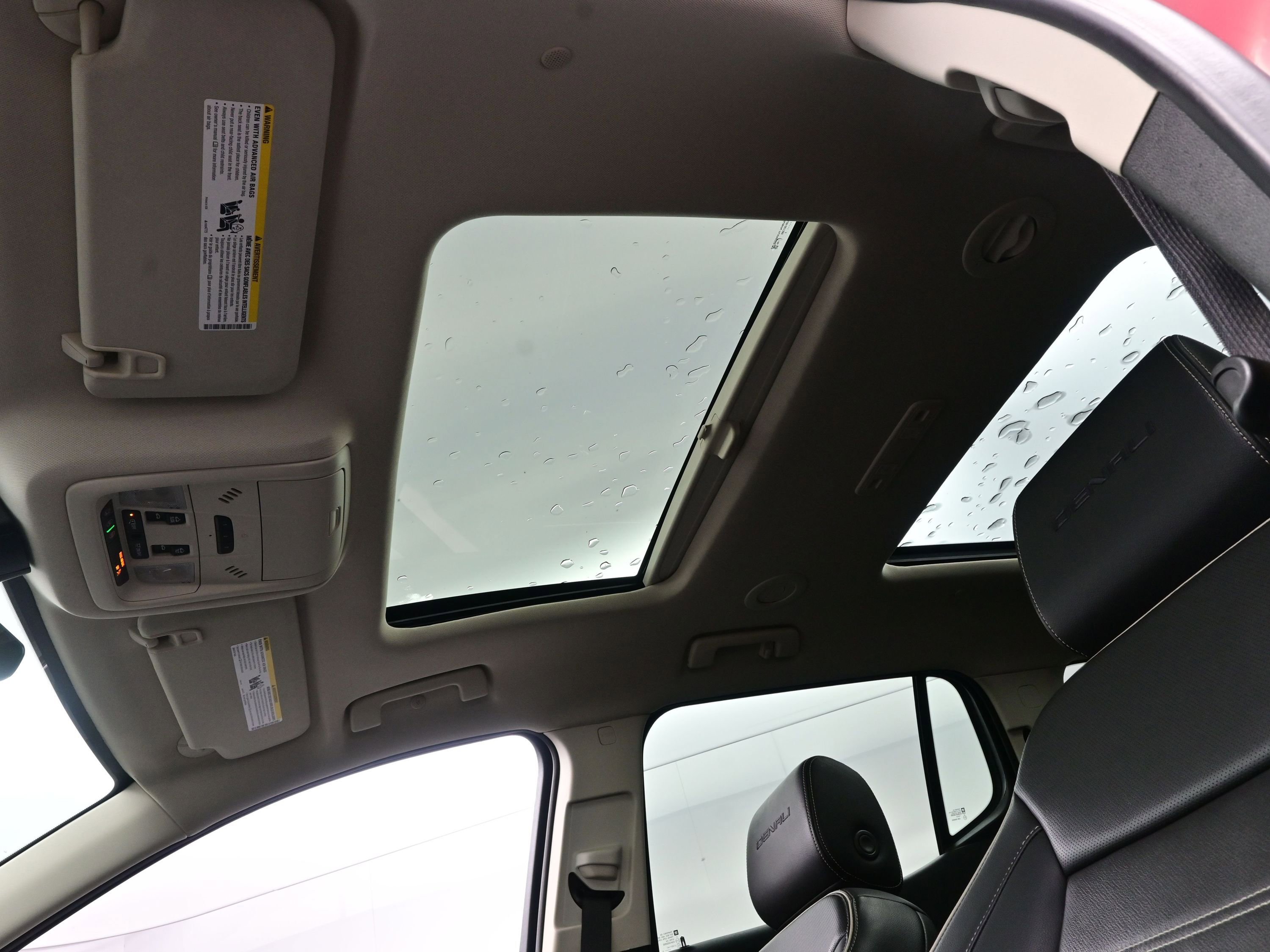 Used 2023 GMC Acadia Denali w/ Denali Ultimate Package image 19