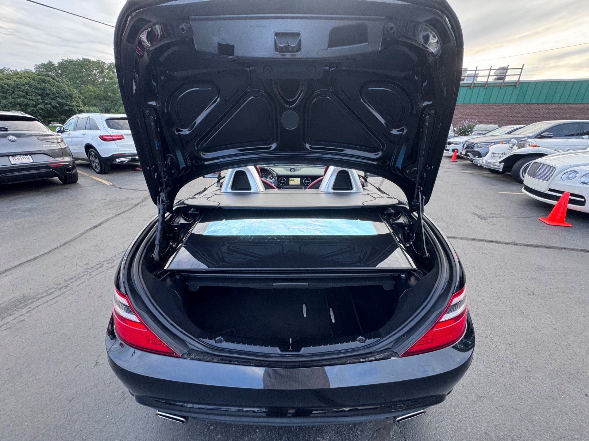 Used 2013 Mercedes-Benz SLK 250 image 10